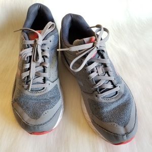 NEW BALANCE | 520 v2 Running Shoes